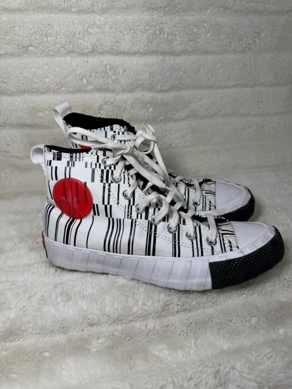 Mens 7 CONVERSE CHUCK TAYLOR UNT1TL3D HIGH "TRANSLUCENT BARCODE WHITE/RED 6.5
